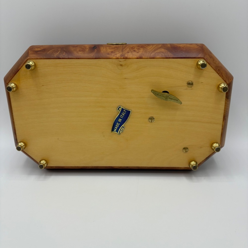 Reuge Music Swiss Octagon Inlaid Music Box‎ Lara's Theme Lara's Theme By M Jarre - Picture 4 of 15